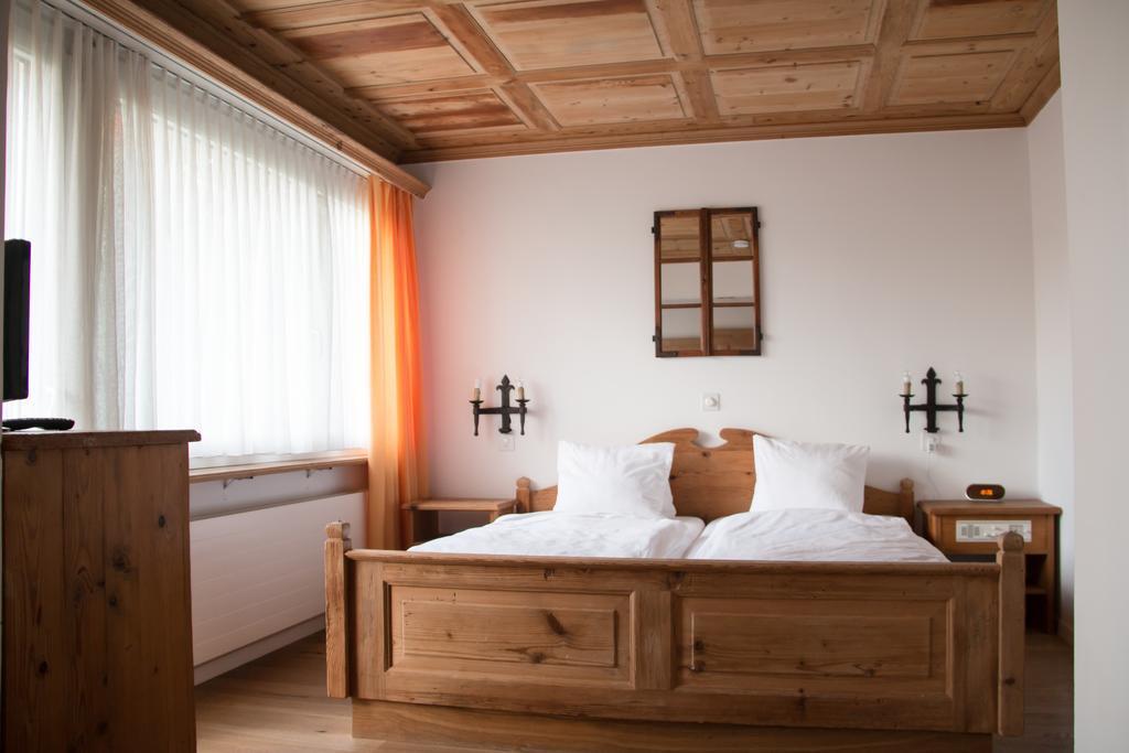 Hotel Restaurant Chesa Flims Kültér fotó