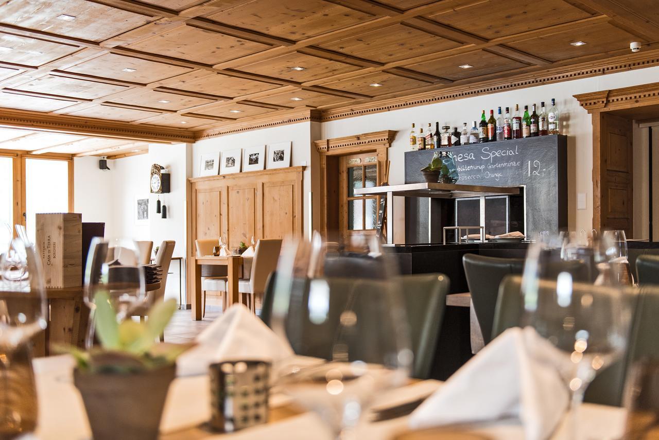 Hotel Restaurant Chesa Flims Kültér fotó